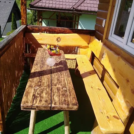 Lesky Деревянный коттедж